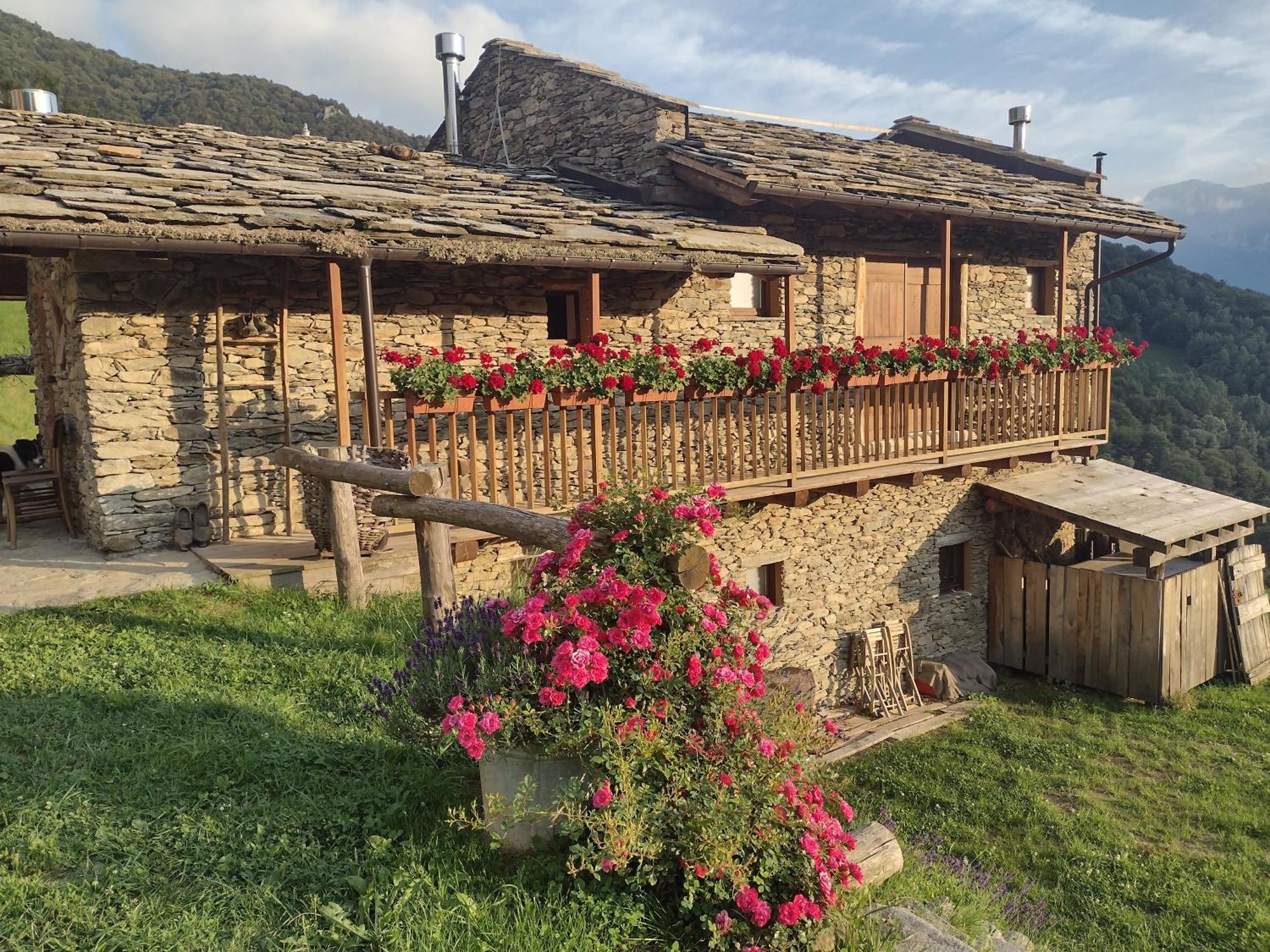 Rifugio Alpino Baudinet - Trek&Relax Bed & Breakfast Chiusa di Pesio Exterior photo